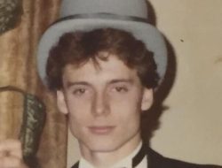 14 Dad Photos That Show Charisma Never Fades 14 Dad Photos That Show Charisma Never Fades