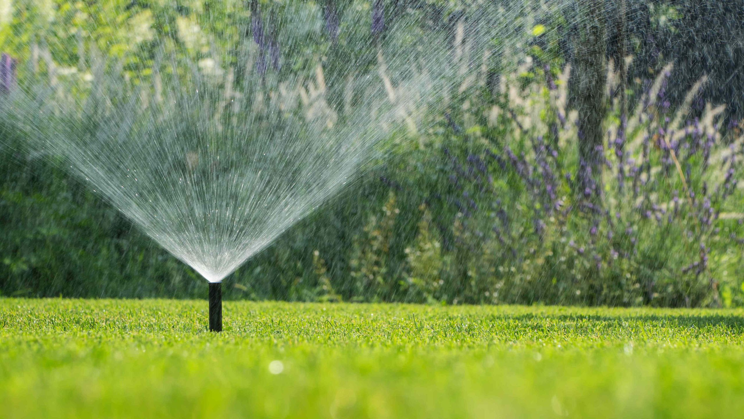 5 Summer Habits Raising Your Utility Bills (And Better Alternatives)