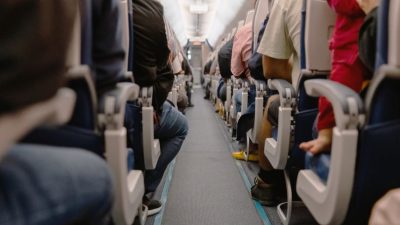 Flight Attendant Warns: One Clothing Item to Avoid on Planes