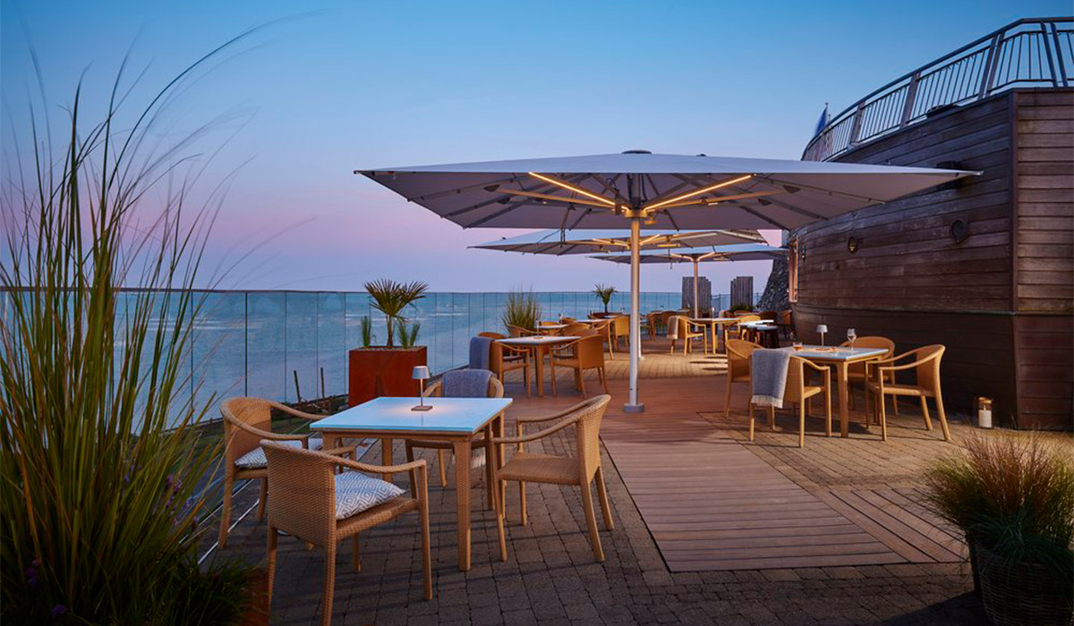 Dining with a View – 12 Outdoor Restaurants in Ireland to Try This Summer
