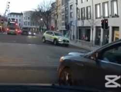 Watch: ‘Instant Karma’ – Cork Driver’s Last-Minute Lane Change Backfires Watch: ‘Instant Karma’ – Cork Driver’s Last-Minute Lane Change Backfires