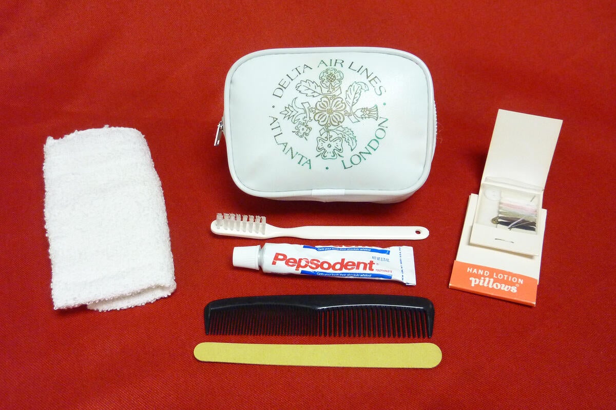 Delta’s Amenity Kits: From Shoehorns to Spa-Grade Toiletries Through the Decades