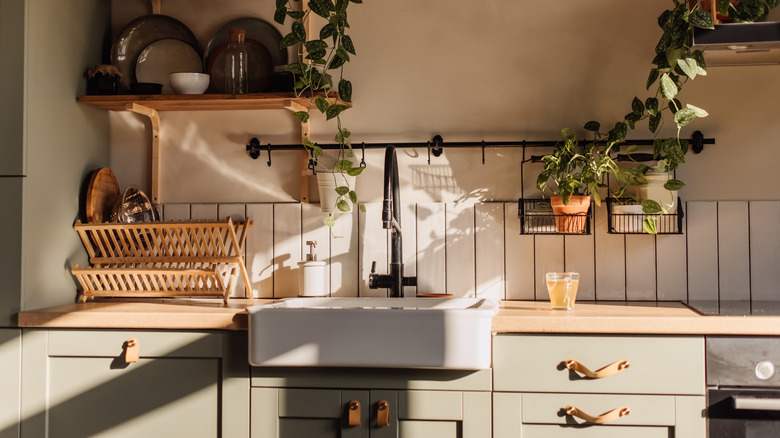 19 Must-Follow British Kitchen Trends