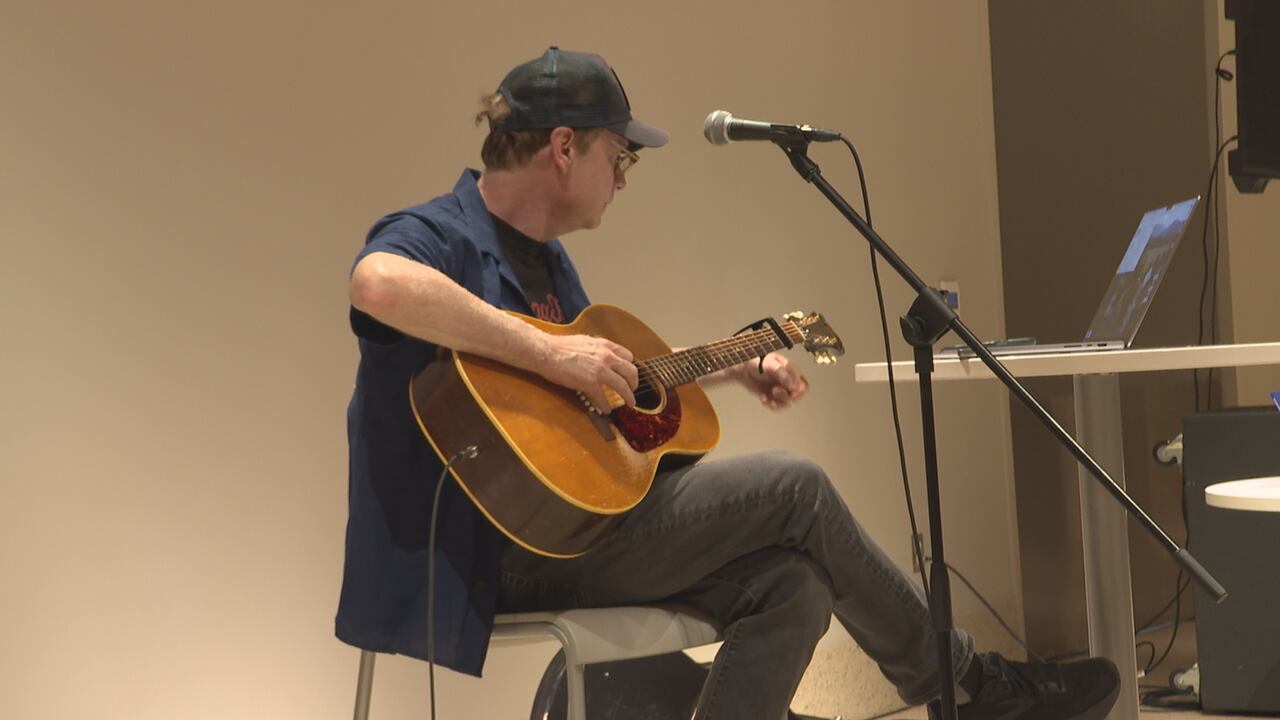 The MAXX Hosts Songwriter’s Class at Mississippi Songwriter’s Festival