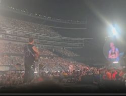 Astronomer CEO Steps Down After Viral Coldplay Concert Clip Astronomer CEO Steps Down After Viral Coldplay Concert Clip