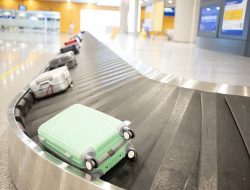 Quick airport trick ensures your suitcase arrives first Quick airport trick ensures your suitcase arrives first