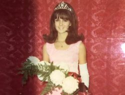 12 Vintage Prom Shots That Echo a Bygone Era 12 Vintage Prom Shots That Echo a Bygone Era