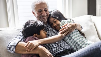 11 Ways Emotionally Supportive Grandparents Make a Difference