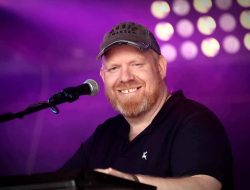 Irish Music Star’s Near Tragedy: Battling Addiction to Save His Family