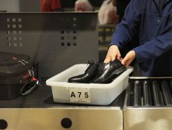 Pilot’s Wife Shares TSA Shoe Removal Tips