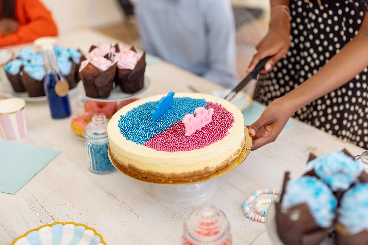 Woman’s Fertility Struggles Spark Family Drama Over Gender Reveal Fallout