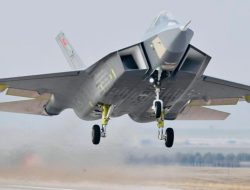 Turkey Unveils Sixth KAAN Fighter Jet Prototype