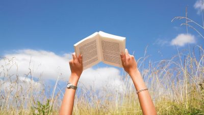 I Read 100 Books in 2025 — These 5 Were Unputdownable