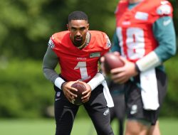 Cam Newton Casts Doubt on Jalen Hurts’ Performance Cam Newton Casts Doubt on Jalen Hurts’ Performance