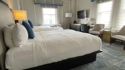 How to Secure a Top Hotel Stay: Avoid Social Media Traps and Read the Fine Print