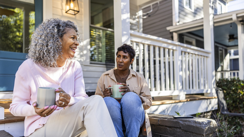 Retro Porch Decor Makes a Cutesy Comeback in 2025