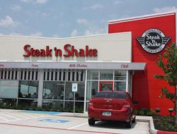 RFK Jr.-Backed Burger Chain Unveils .8M San Antonio Expansion