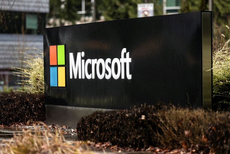 Microsoft warns businesses, governments of server software breach