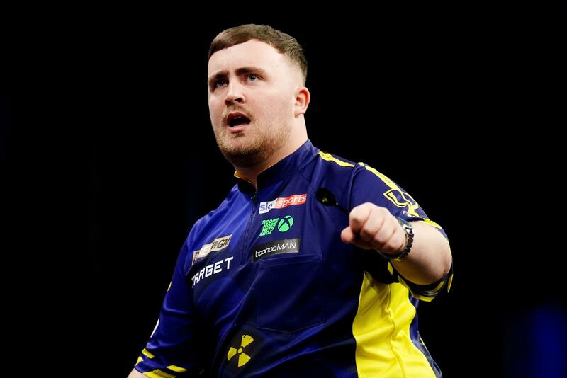 Luke Littler dominates World Matchplay debut