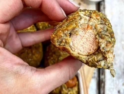 Easy Chicken Sausage Rolls with Hidden Veggies Save Lunch Prep in Ireland