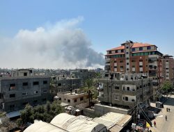 Israel Deploys Tanks in Gaza’s Deir al-Balah as Hostage Families Worry Israel Deploys Tanks in Gaza’s Deir al-Balah as Hostage Families Worry