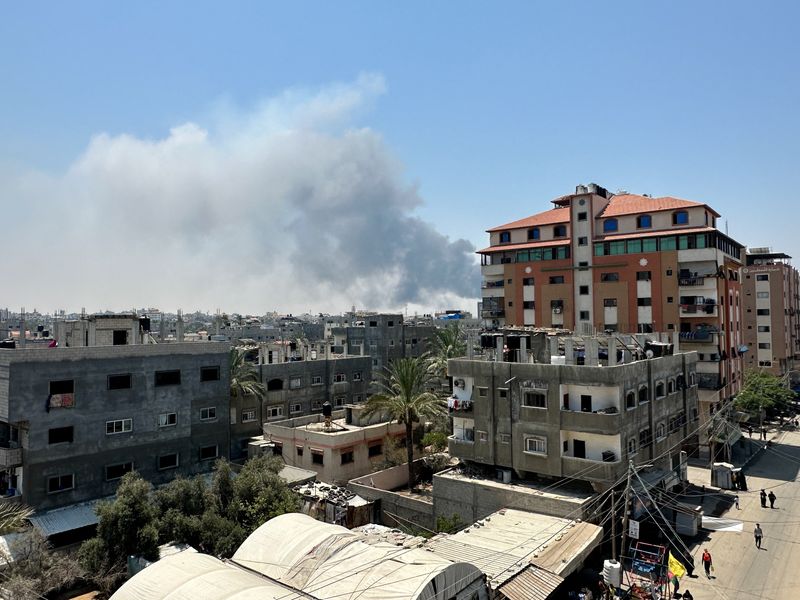 Israel Deploys Tanks in Gaza’s Deir al-Balah as Hostage Families Worry