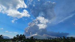 Gunung Lewotobi Meletus, Dua Bandara di NTT Tutup Sementara