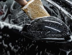 Poole Firefighters Wash Cars for Charity This Sunday Poole Firefighters Wash Cars for Charity This Sunday
