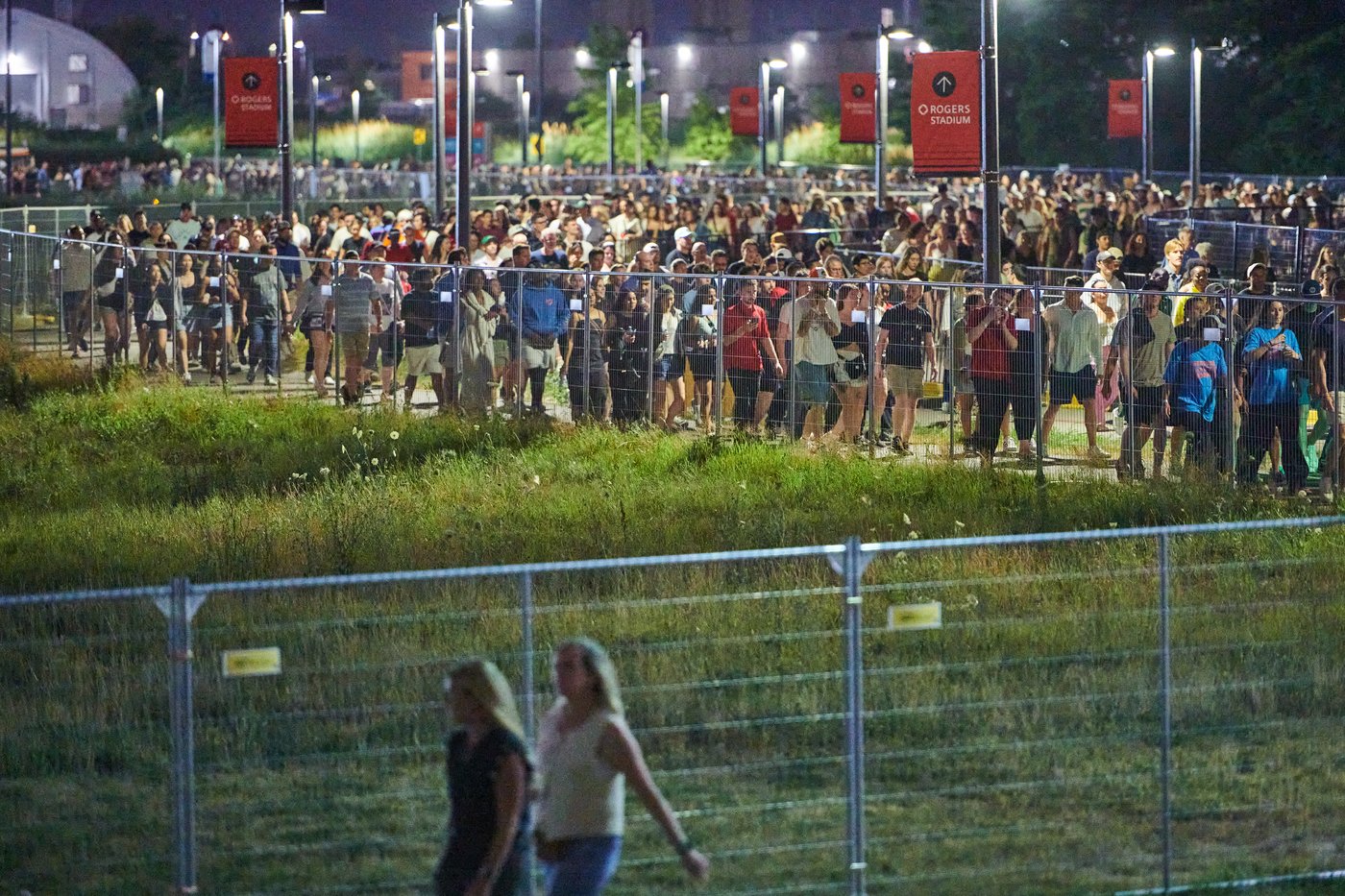 “Herded Like Cattle”: Toronto’s Rogers Stadium Tests Crowd Control After Coldplay Show