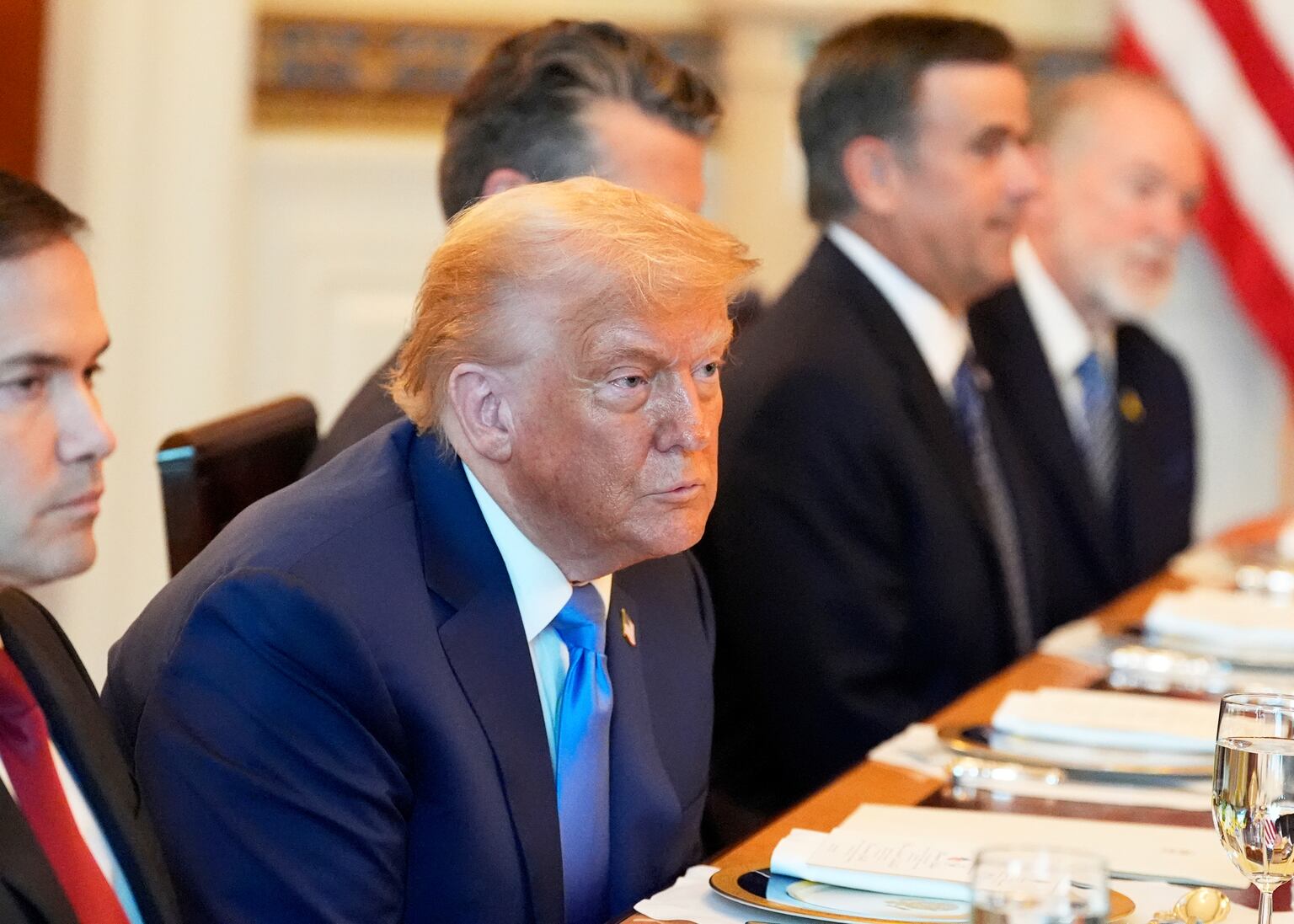 Trump Promises Extra Arms for Ukraine Amid Policy Shift