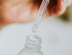 Rekomendasi Serum Peeling untuk Pemula