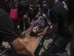 Militants Kill 5 Israeli Soldiers in Gaza as Israeli Strikes Claim 51 Palestinian Lives