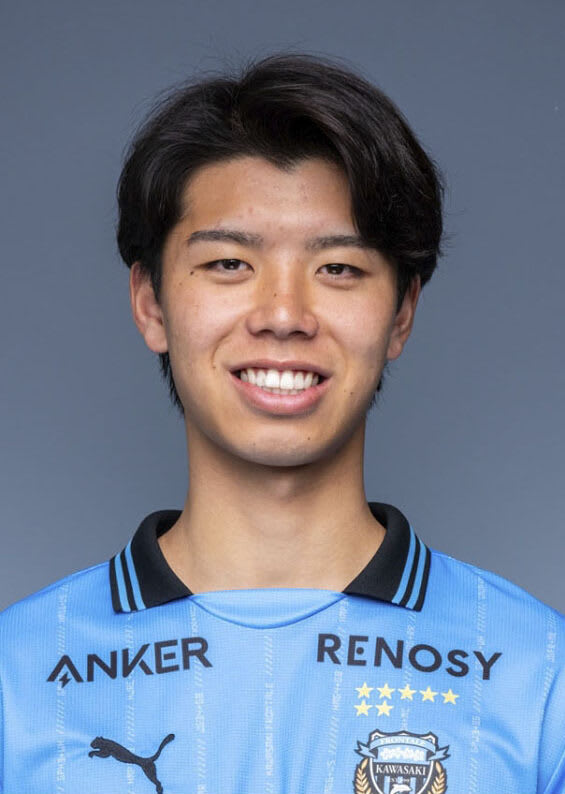 Takai Joins Tottenham in 5-Year Deal