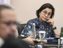 Menteri Keuangan Minta Pemda Tanggung Anggaran Pensiun ASN Jangka Panjang Menteri Keuangan Minta Pemda Tanggung Anggaran Pensiun ASN Jangka Panjang
