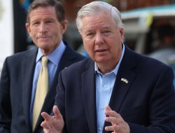 Senate Republicans Celebrate Trump’s Attacks on Putin Senate Republicans Celebrate Trump’s Attacks on Putin