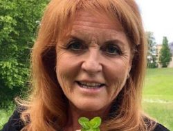 Di Bawah Bayang-Bayang Putri Diana, Perjuangan Sarah Ferguson Melawan Kanker Payudara