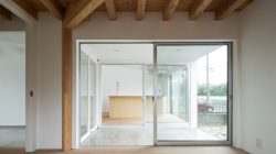 Rumah Kecil Jepang dengan Atap Origami