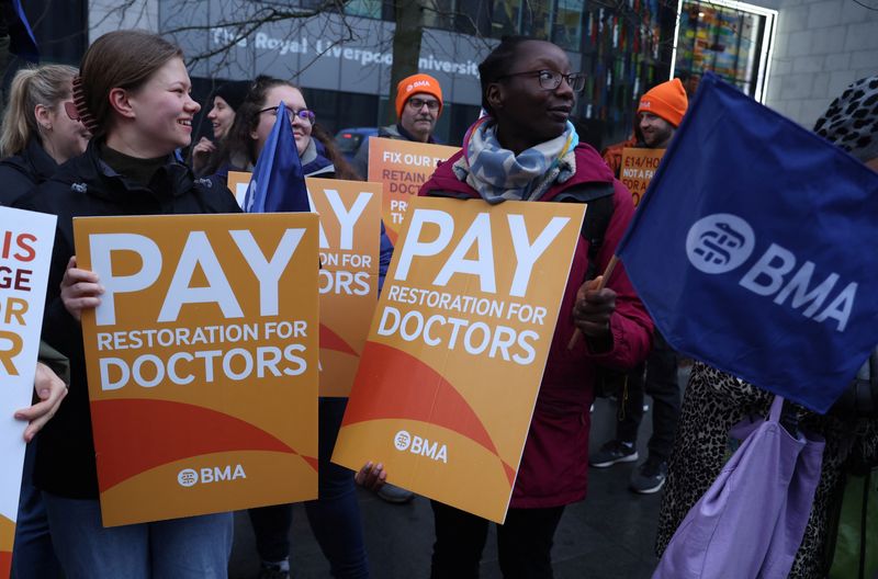 Junior doctors in England strike for five days over pay dispute