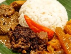 Cara Sederhana Membuat Gudeg Khas Yogyakarta dengan Api Kecil