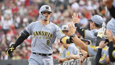 Sato’s 22nd Homer Powers Tigers’ 10-Game Win Streak