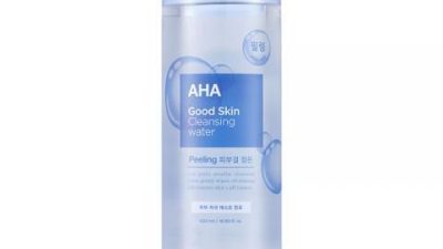 4 Pilihan Cleansing Water yang Praktis dan Mudah Digunakan