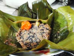 Resep Bothok Daun Sembukan, Rasa Kampung yang Kini Digemari Resep Bothok Daun Sembukan, Rasa Kampung yang Kini Digemari