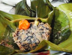 Resep Bothok Daun Sembukan, Kuliner Tradisional yang Kini Digemari Resep Bothok Daun Sembukan, Kuliner Tradisional yang Kini Digemari