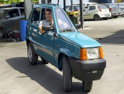 World’s Narrowest Car Could Ease Parking Woes