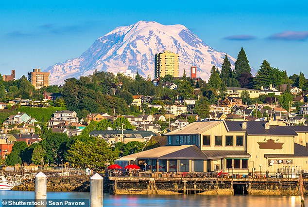 Active US Volcano Triggers Hundreds of Quakes, Scientists Uncover Cause