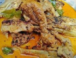 Resep Ayam Lodho Khas Tulungagung: Rasa Gurih dengan Rempah Kaya dan Isi Daun Singkong Resep Ayam Lodho Khas Tulungagung: Rasa Gurih dengan Rempah Kaya dan Isi Daun Singkong