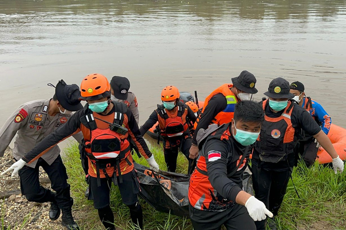 Dua Korban Tabrakan Perahu Motor di Sungai Barito Ditemukan Tewas