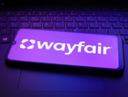 Wayfair’s Blackout Curtain Blocks Sun Perfectly Wayfair’s Blackout Curtain Blocks Sun Perfectly