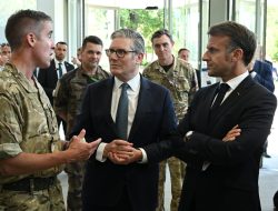 UK and France strike migrant deal under ‘one in, one out’ policy UK and France strike migrant deal under ‘one in, one out’ policy