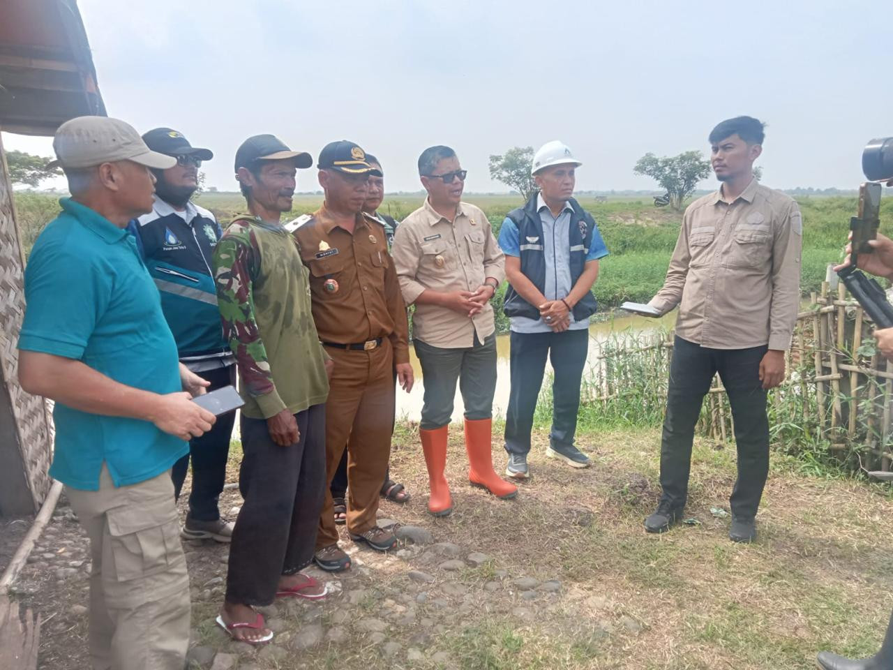 Perum Jasa Tirta II dan Pemkab Subang Tertibkan Bangunan Liar dan Normalisasi Saluran